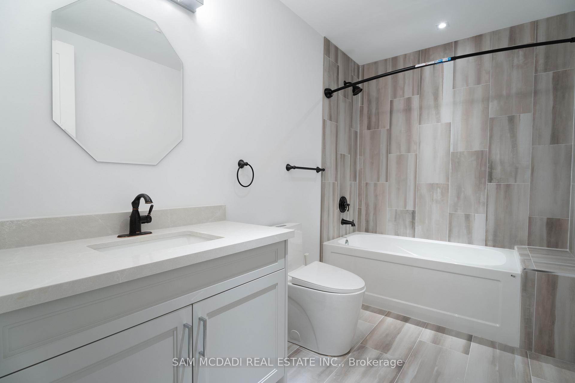 540 Bob O Link Road, Mississauga