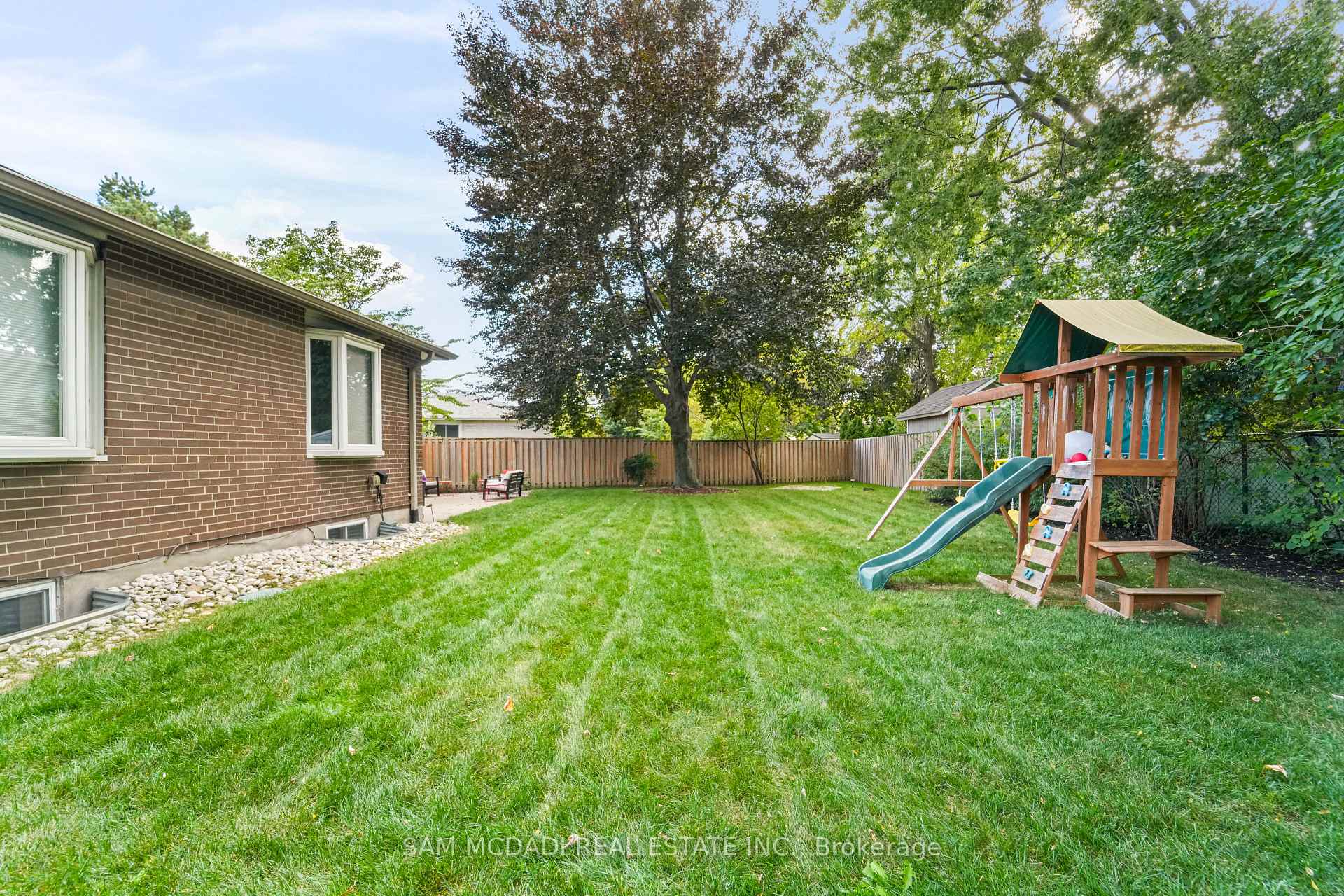 1987 Deanhome Road, Mississauga