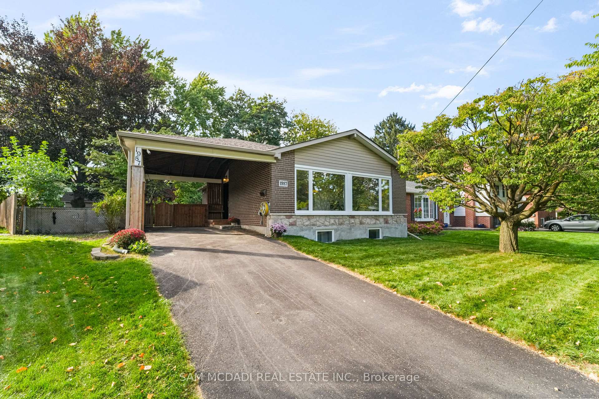 1987 Deanhome Road, Mississauga