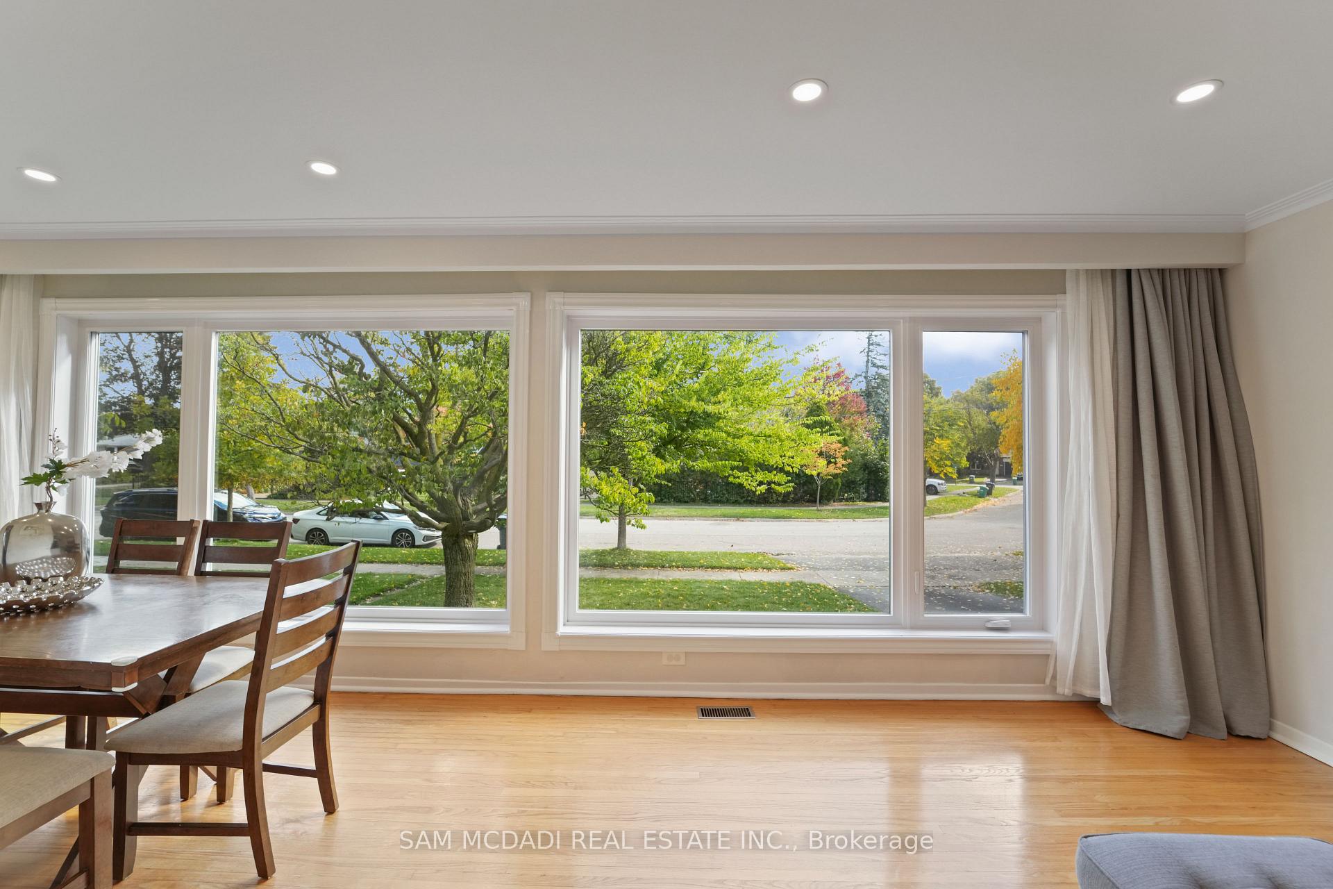 1987 Deanhome Road, Mississauga