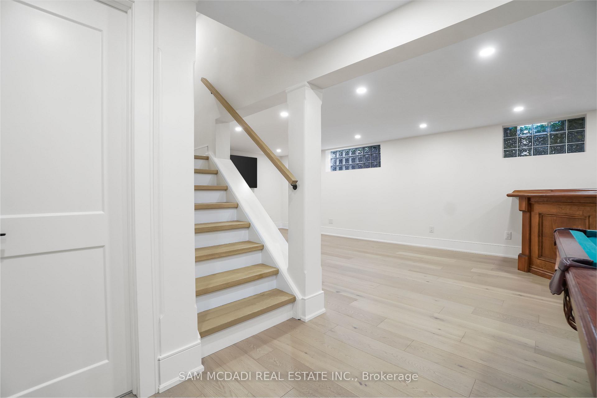 1882 Sherwood Forrest Circle, Mississauga