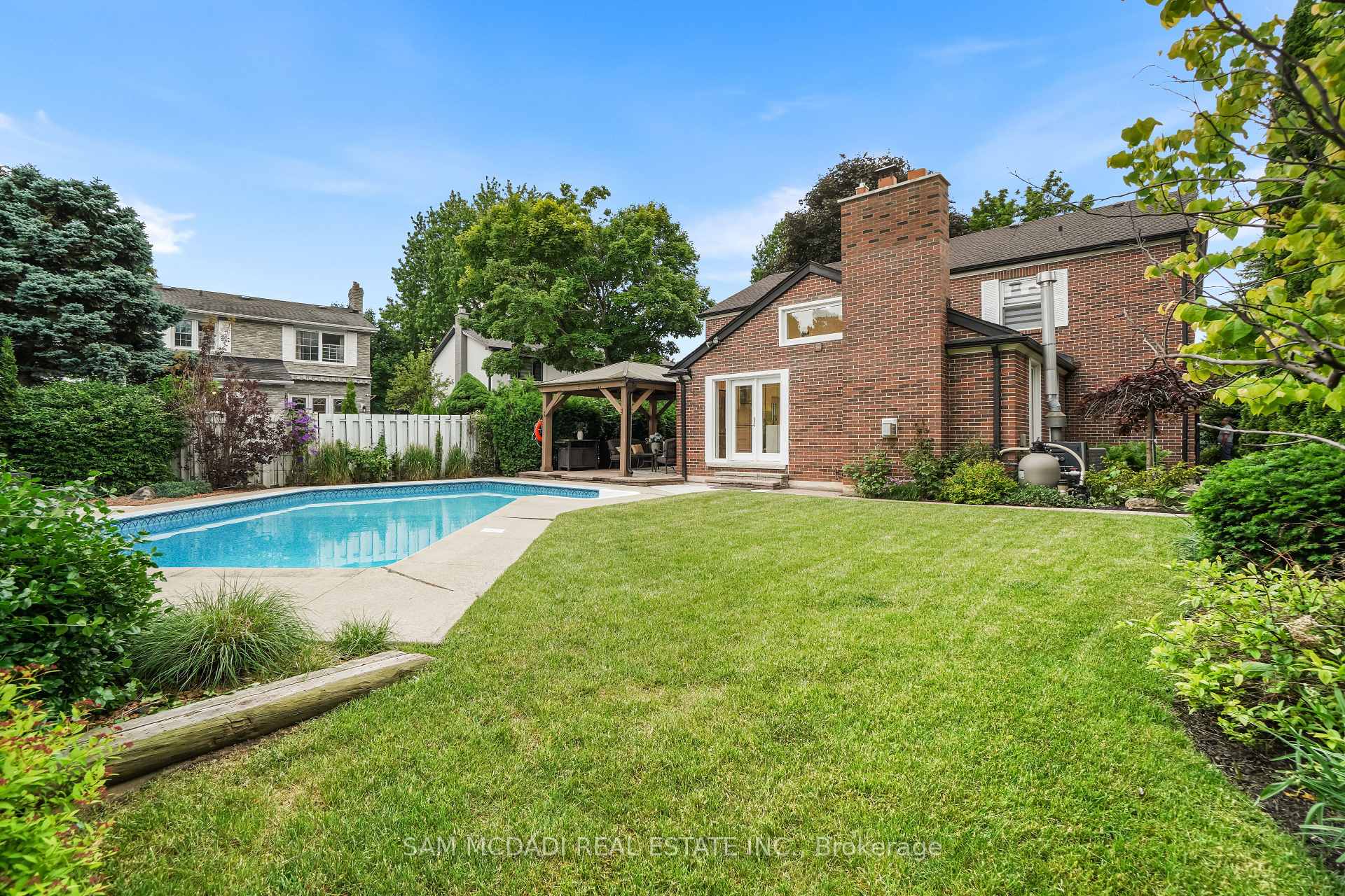 1882 Sherwood Forrest Circle, Mississauga