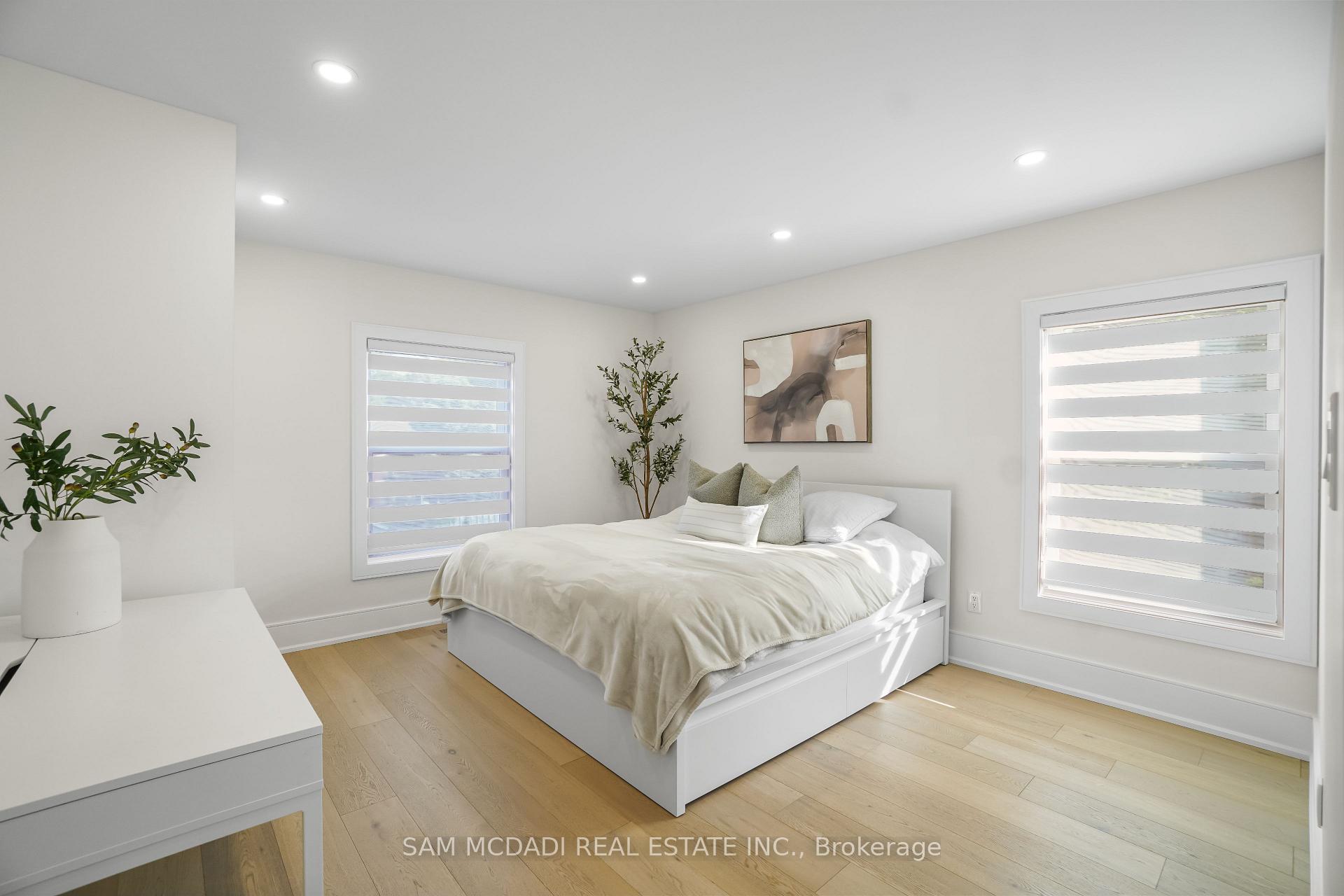 1882 Sherwood Forrest Circle, Mississauga