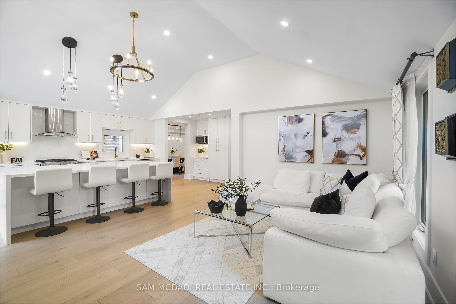 1882 Sherwood Forrest Circle, Mississauga