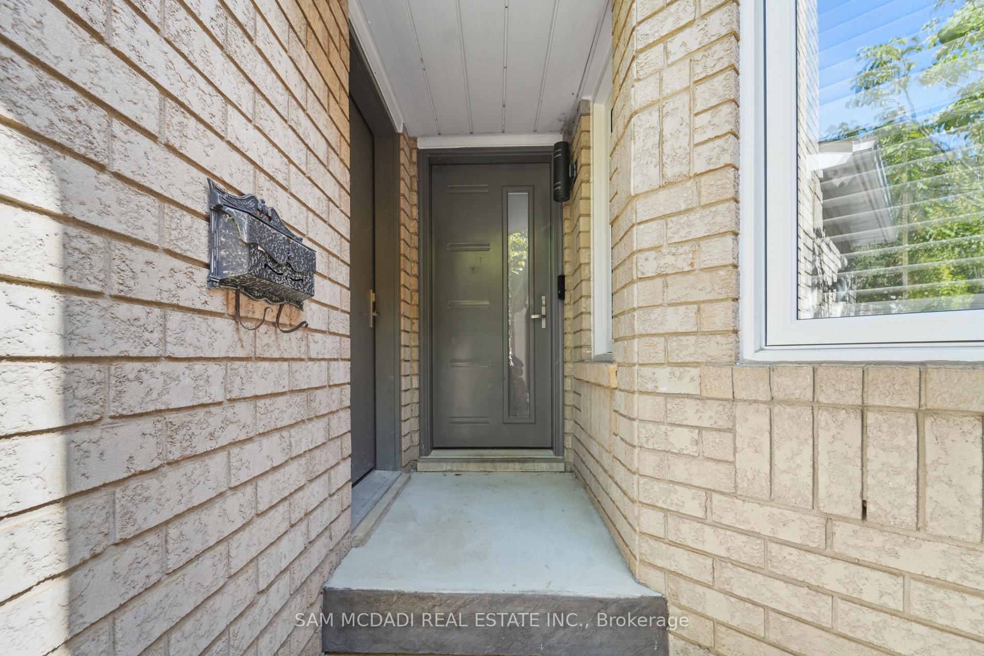 385 Turnberry Crescent, Mississauga