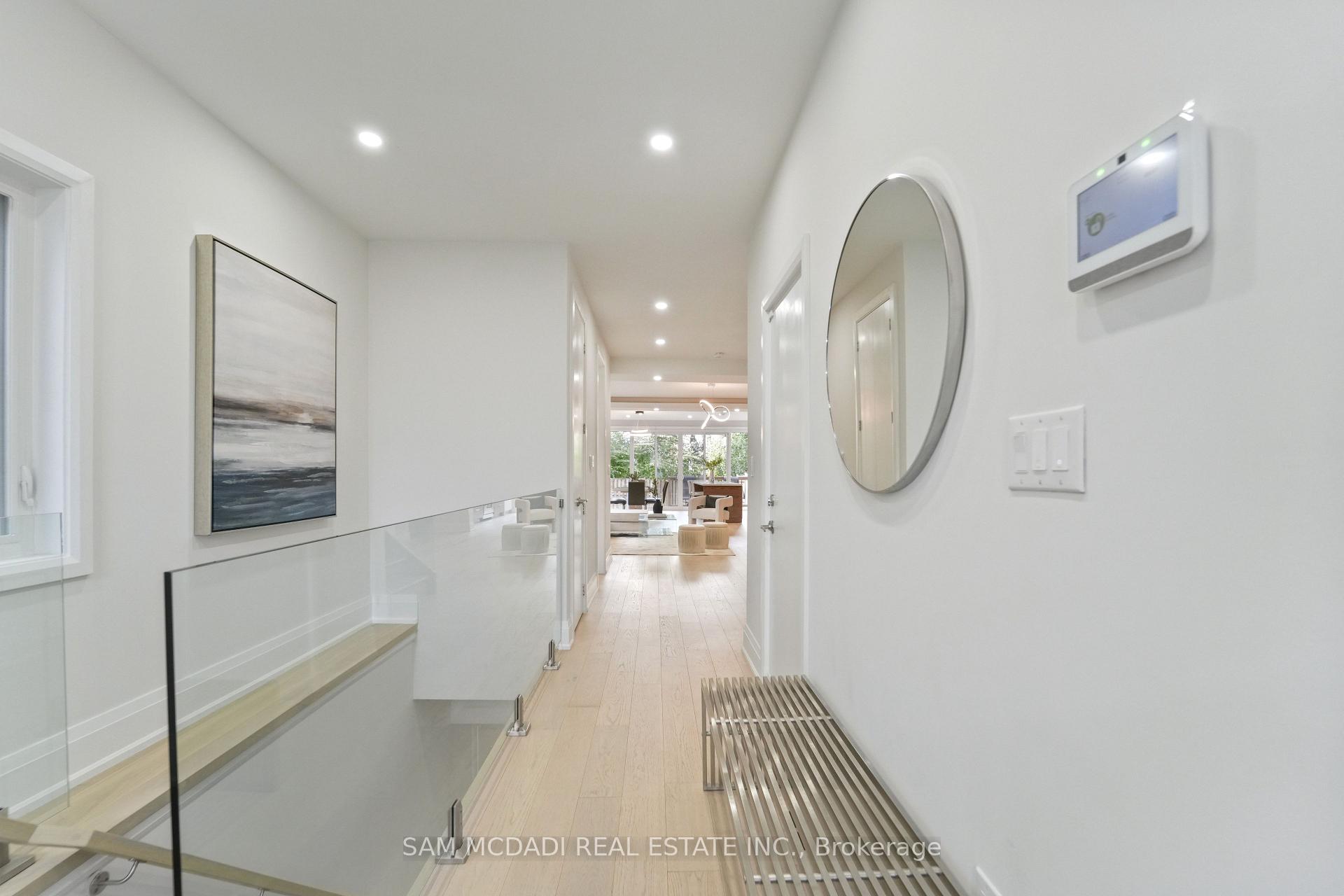 11B Maple Avenue N, Mississauga
