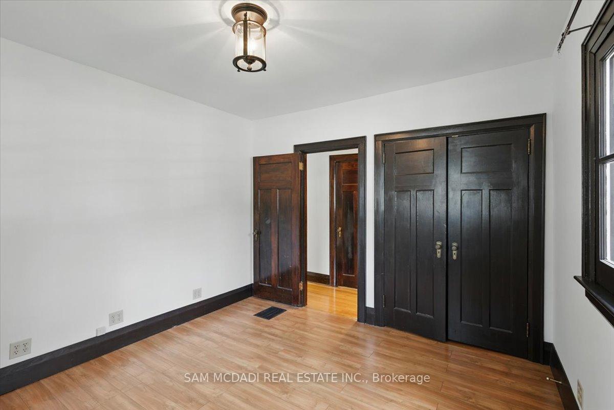 62 Maple Avenue S, Mississauga