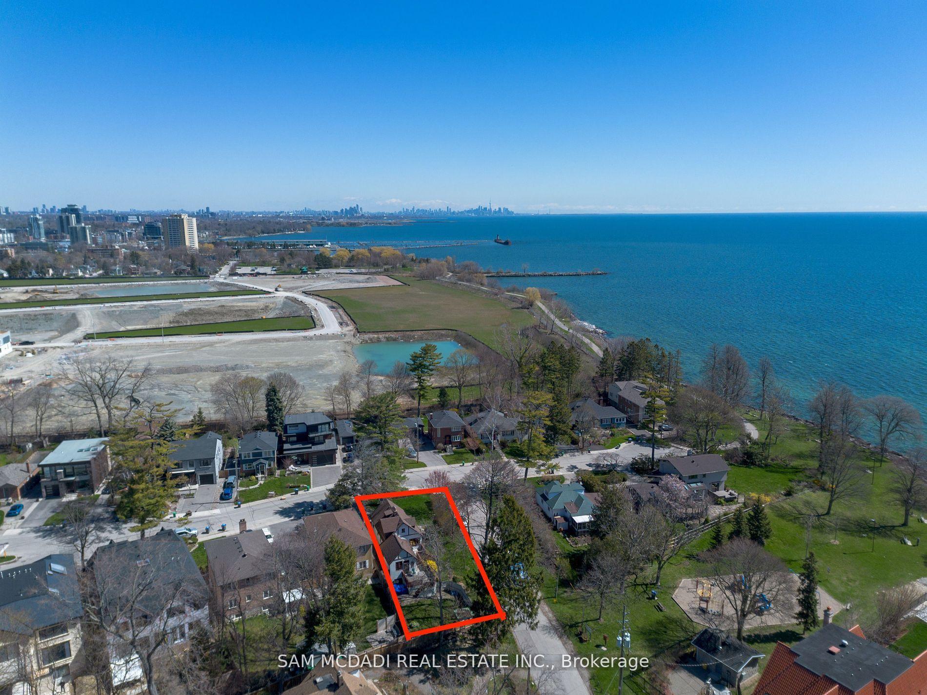 62 Maple Avenue S, Mississauga