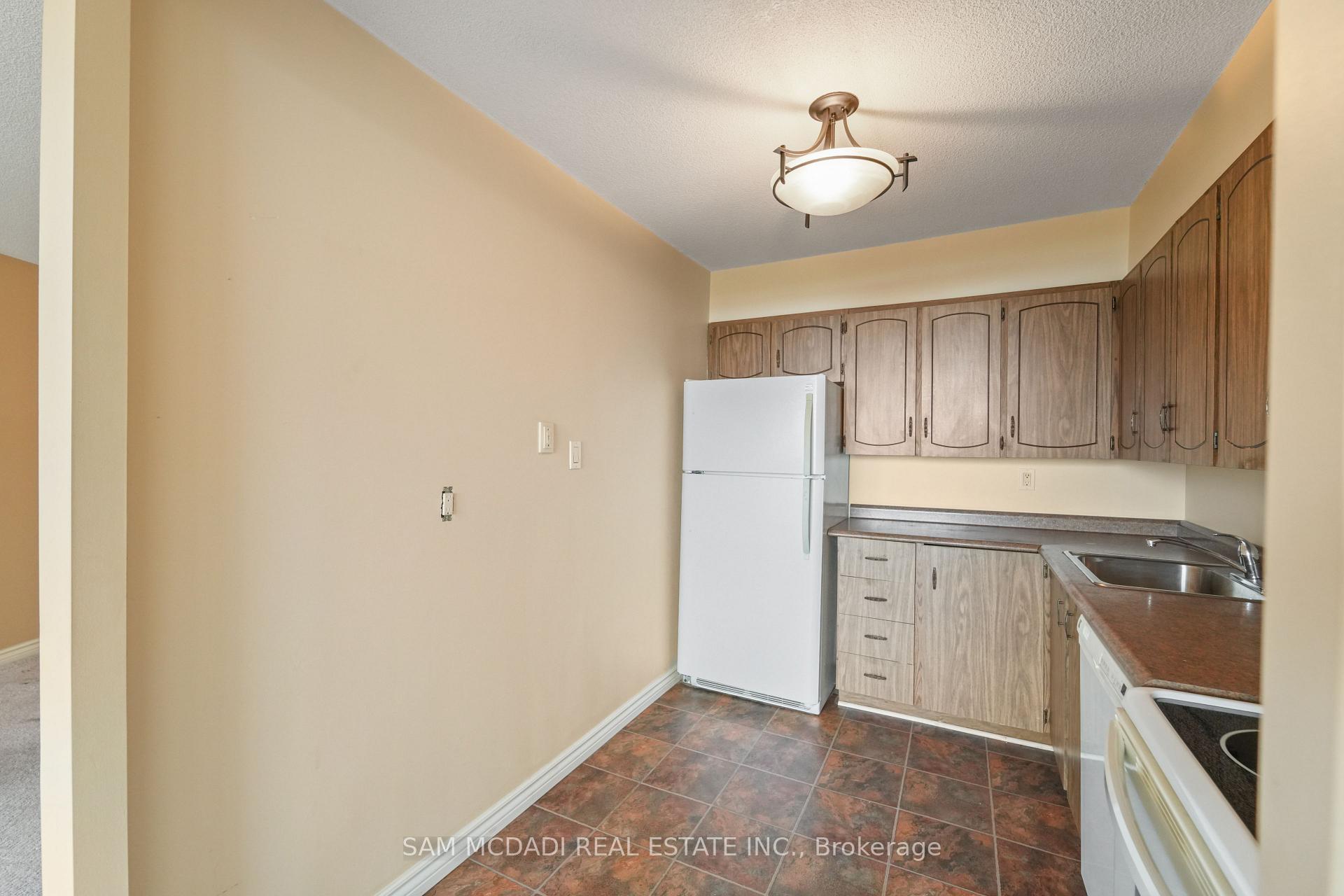 2665 Windwood Drive 1102, Mississauga Unit: 1102