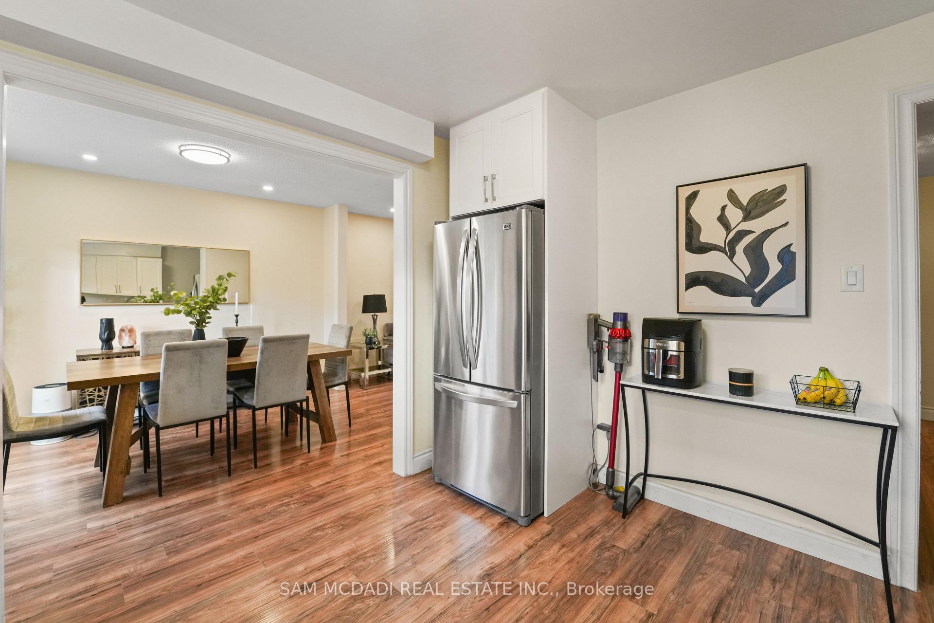 522 Roseheath Drive, Milton