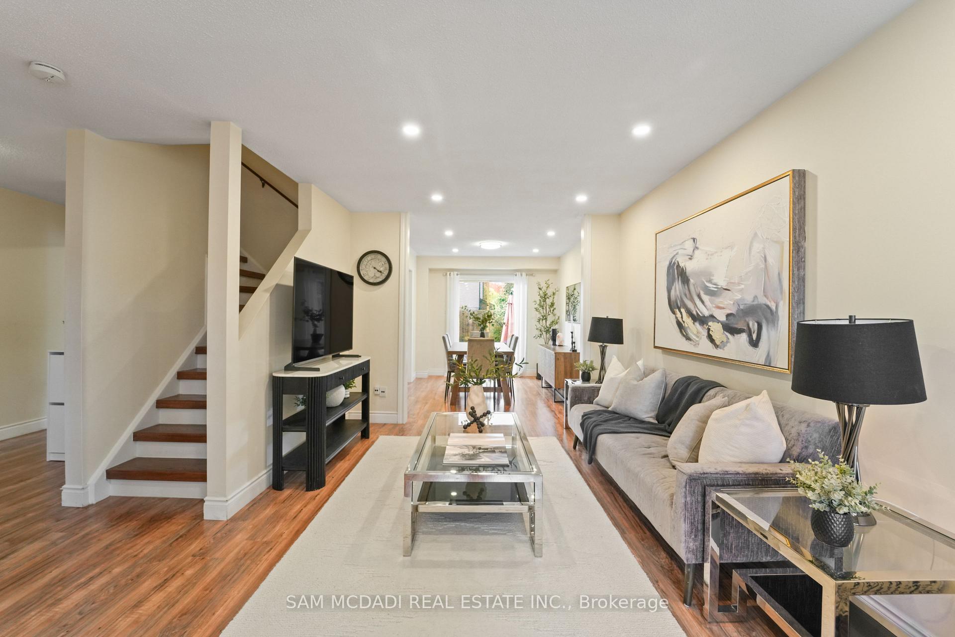 522 Roseheath Drive, Milton