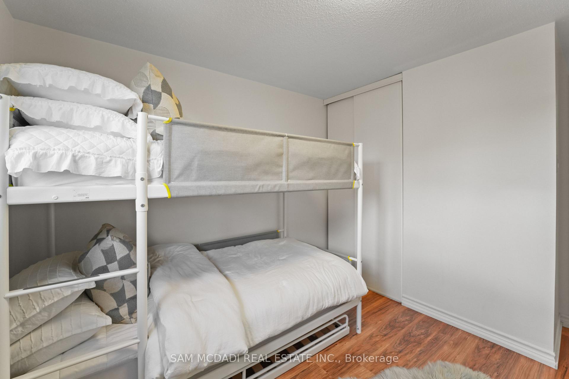 522 Roseheath Drive, Milton