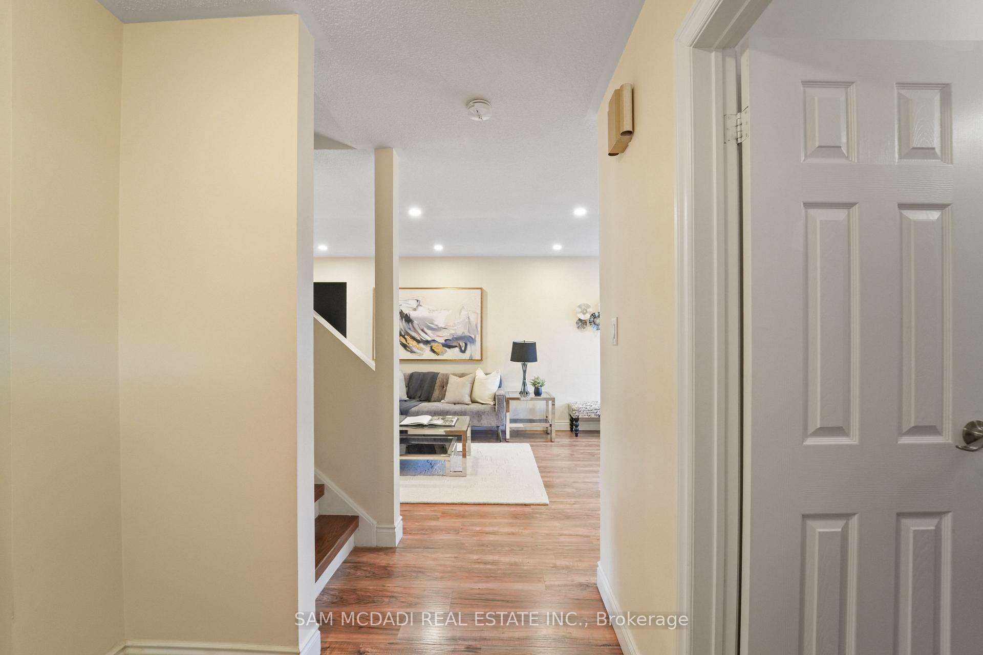 522 Roseheath Drive, Milton