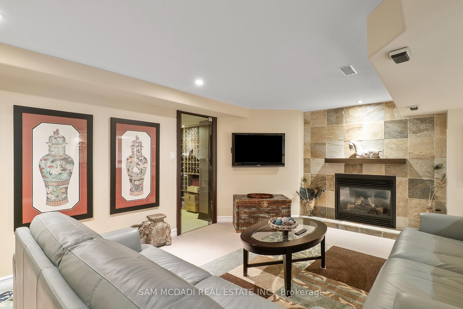 1522 Glenhill Crescent, Mississauga
