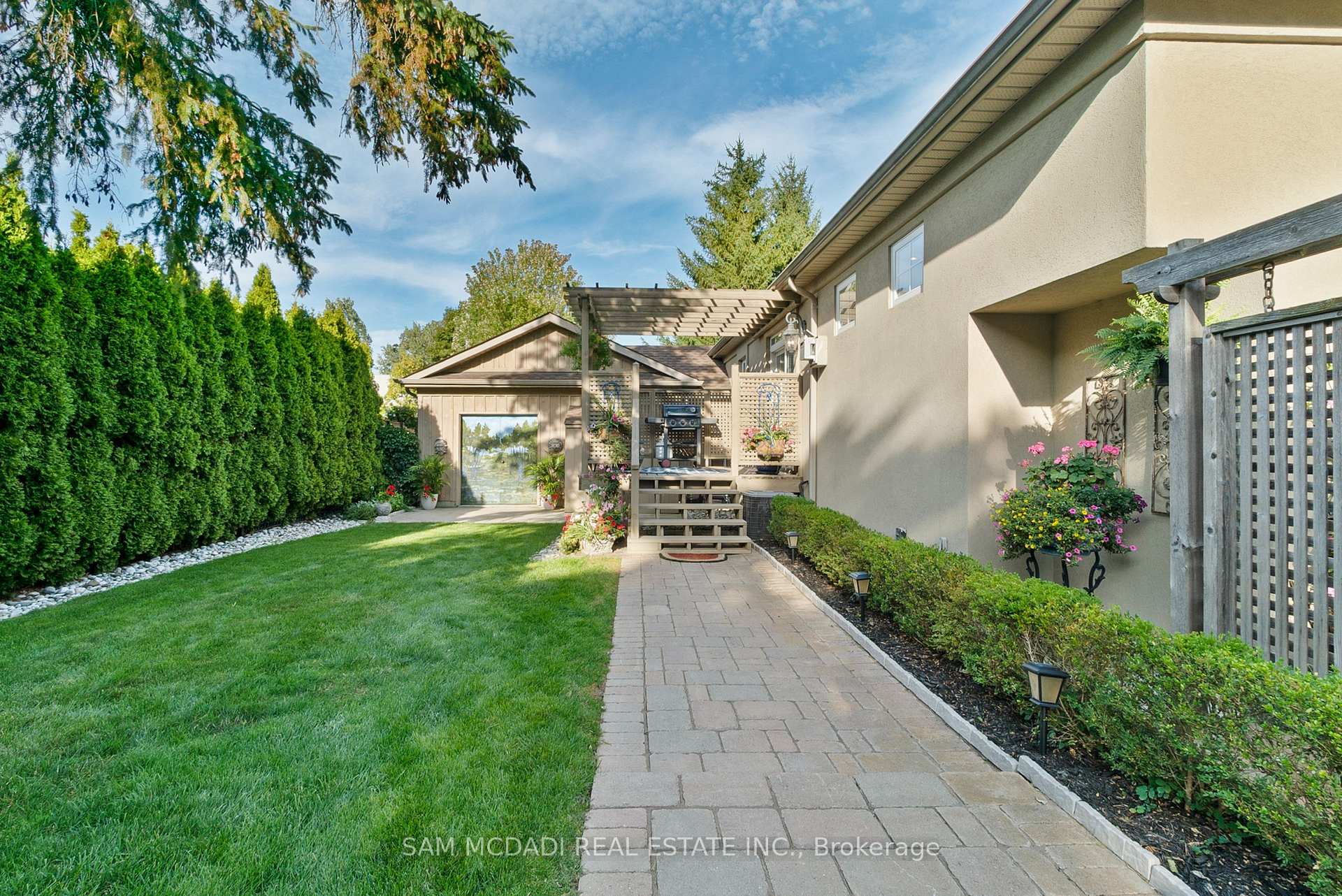 1522 Glenhill Crescent, Mississauga