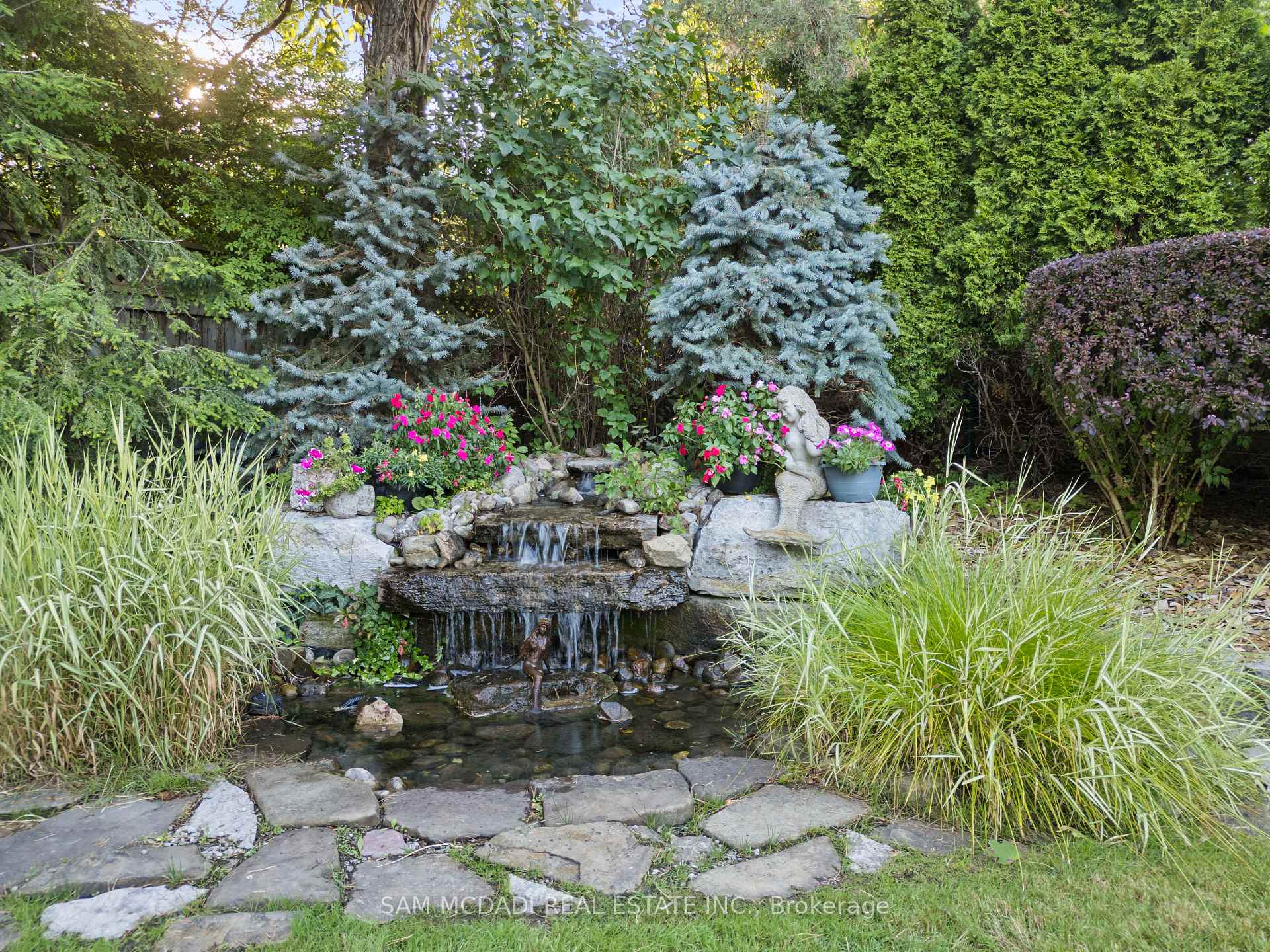 1522 Glenhill Crescent, Mississauga