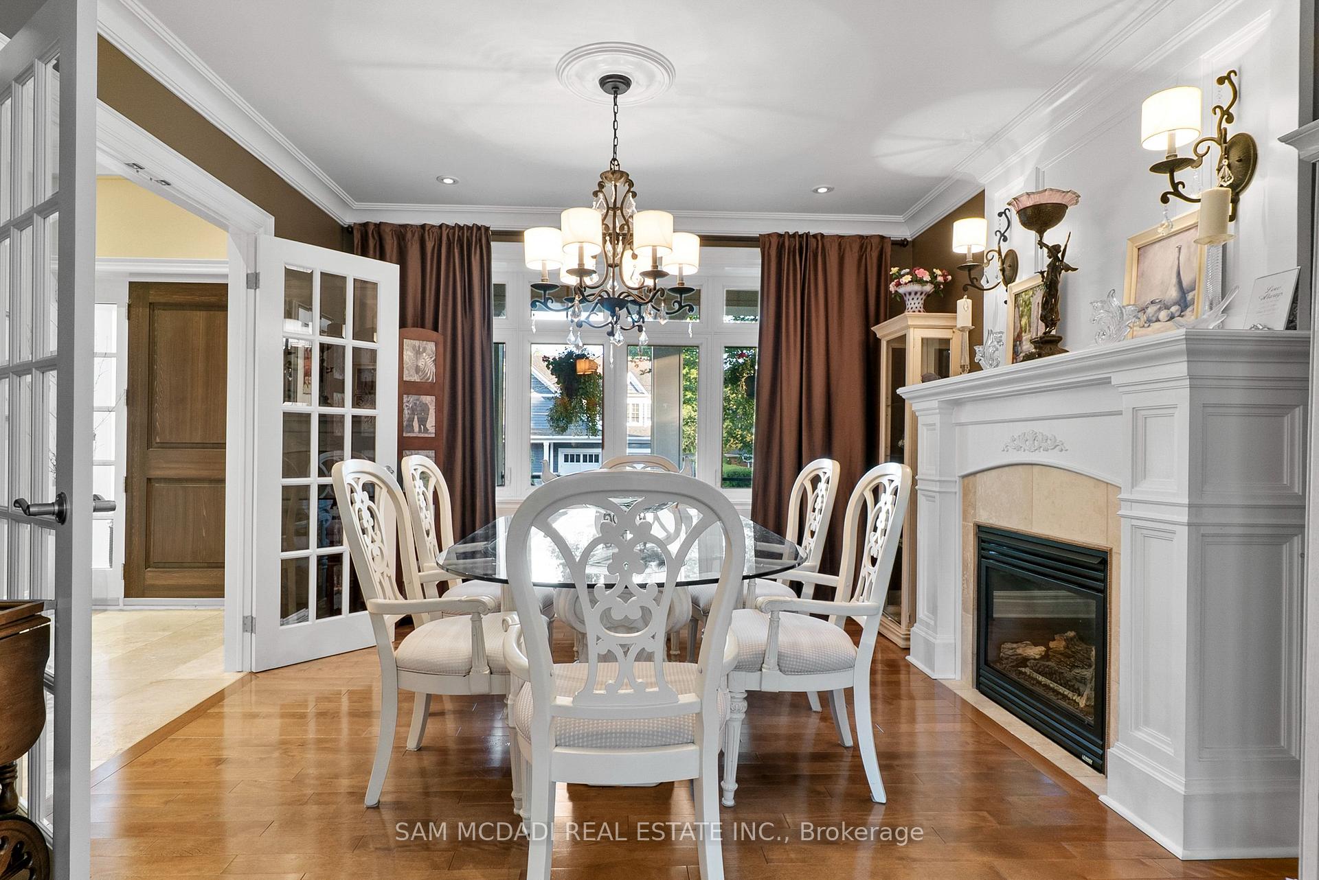 1522 Glenhill Crescent, Mississauga