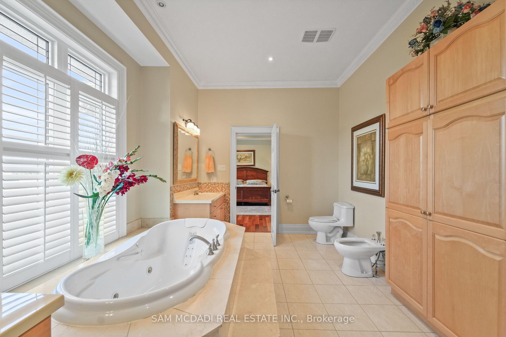 5431 Appleby Line, Burlington