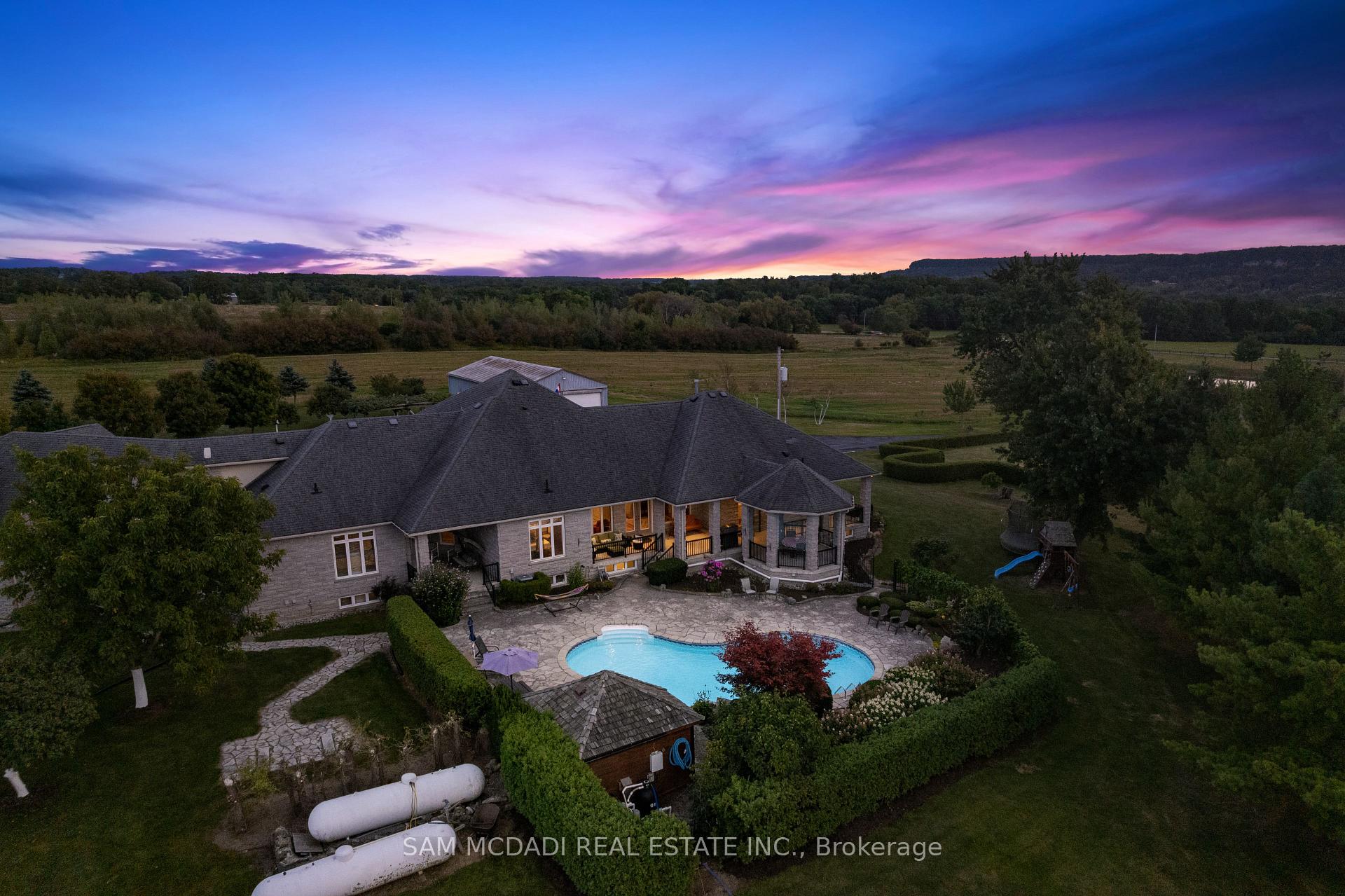 5431 Appleby Line, Burlington