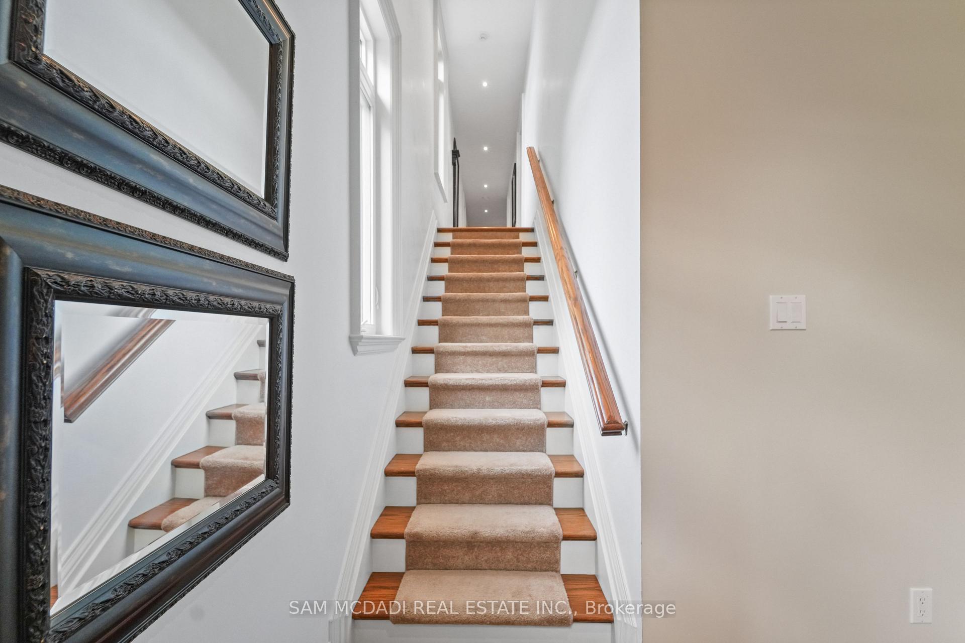 5431 Appleby Line, Burlington