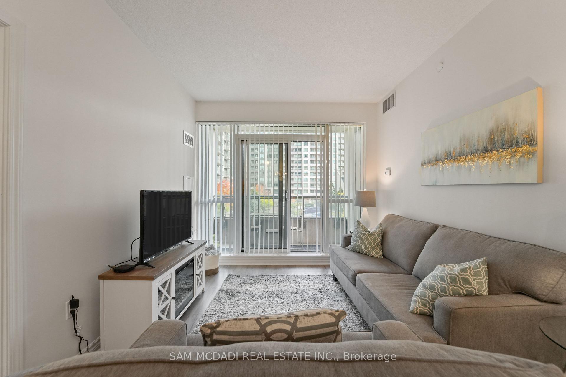349 Rathburn Road W 207, Mississauga Unit: 207