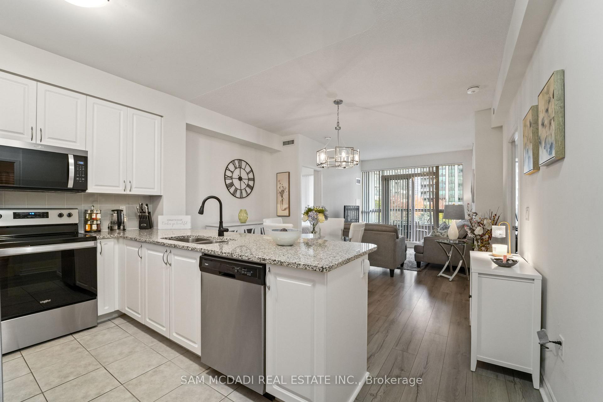 349 Rathburn Road W 207, Mississauga Unit: 207