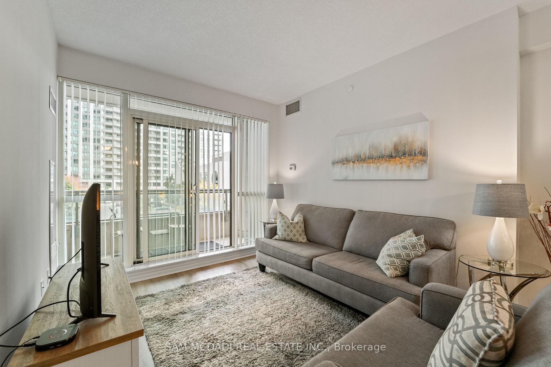 349 Rathburn Road W 207, Mississauga Unit: 207