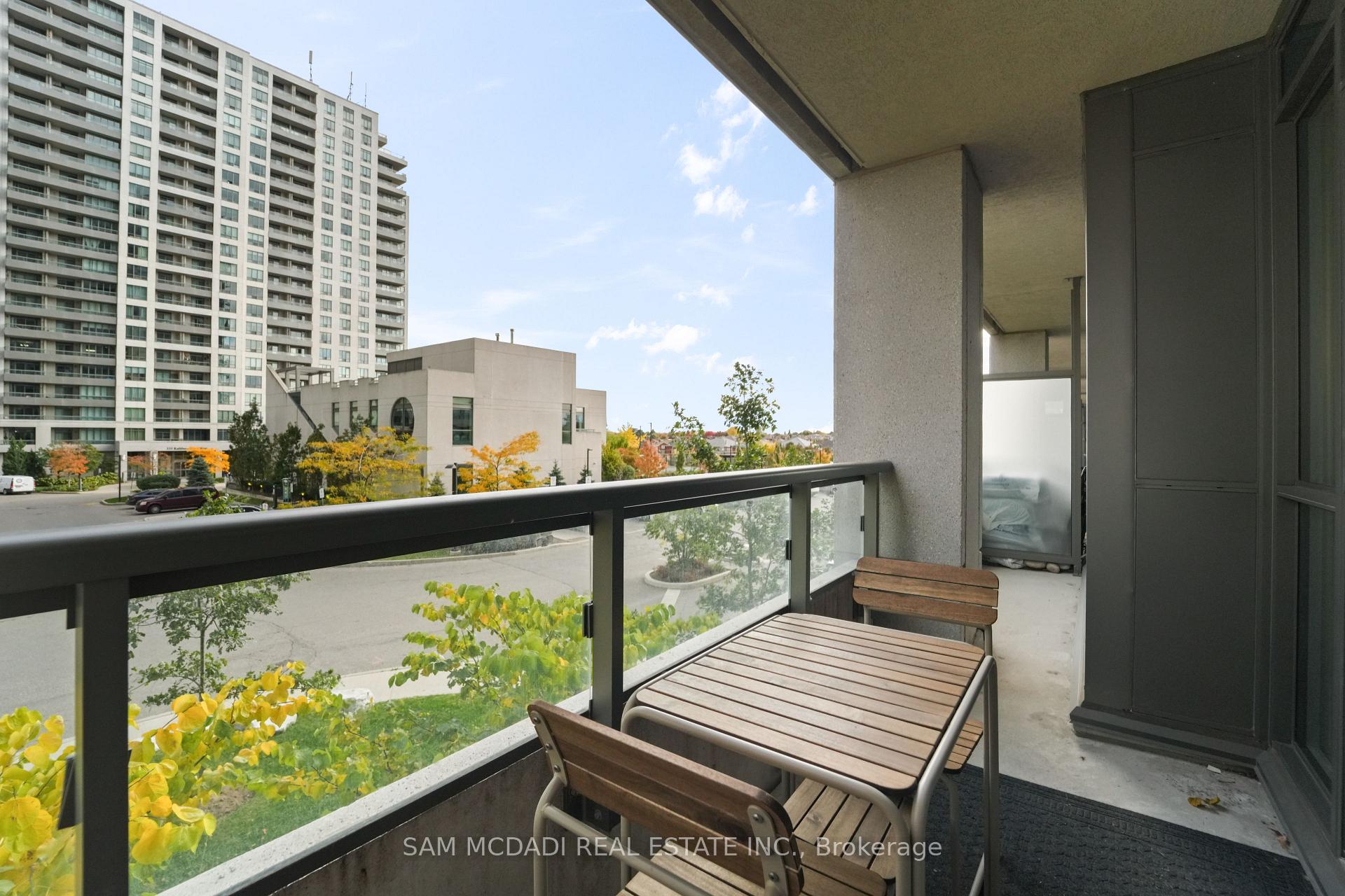 349 Rathburn Road W 207, Mississauga Unit: 207