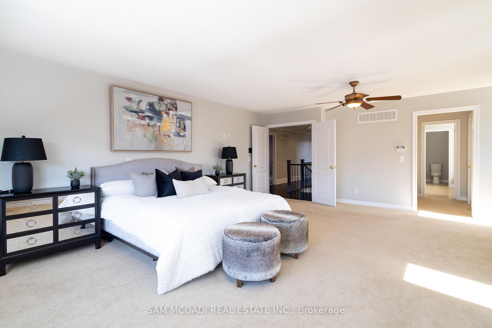 5572 Trailbank Drive