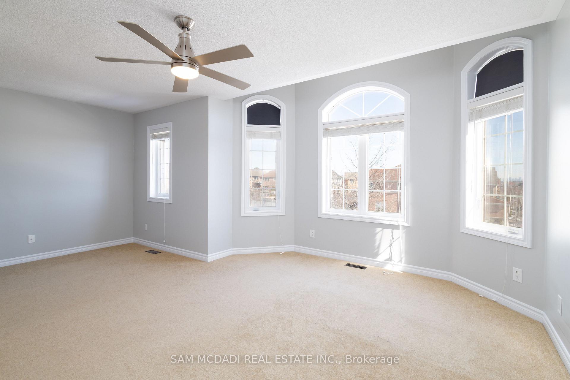 5572 Trailbank Drive