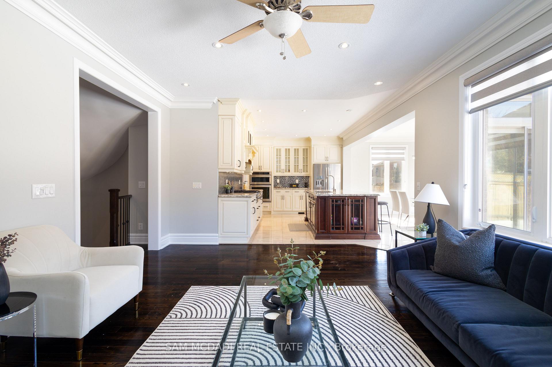 5572 Trailbank Drive