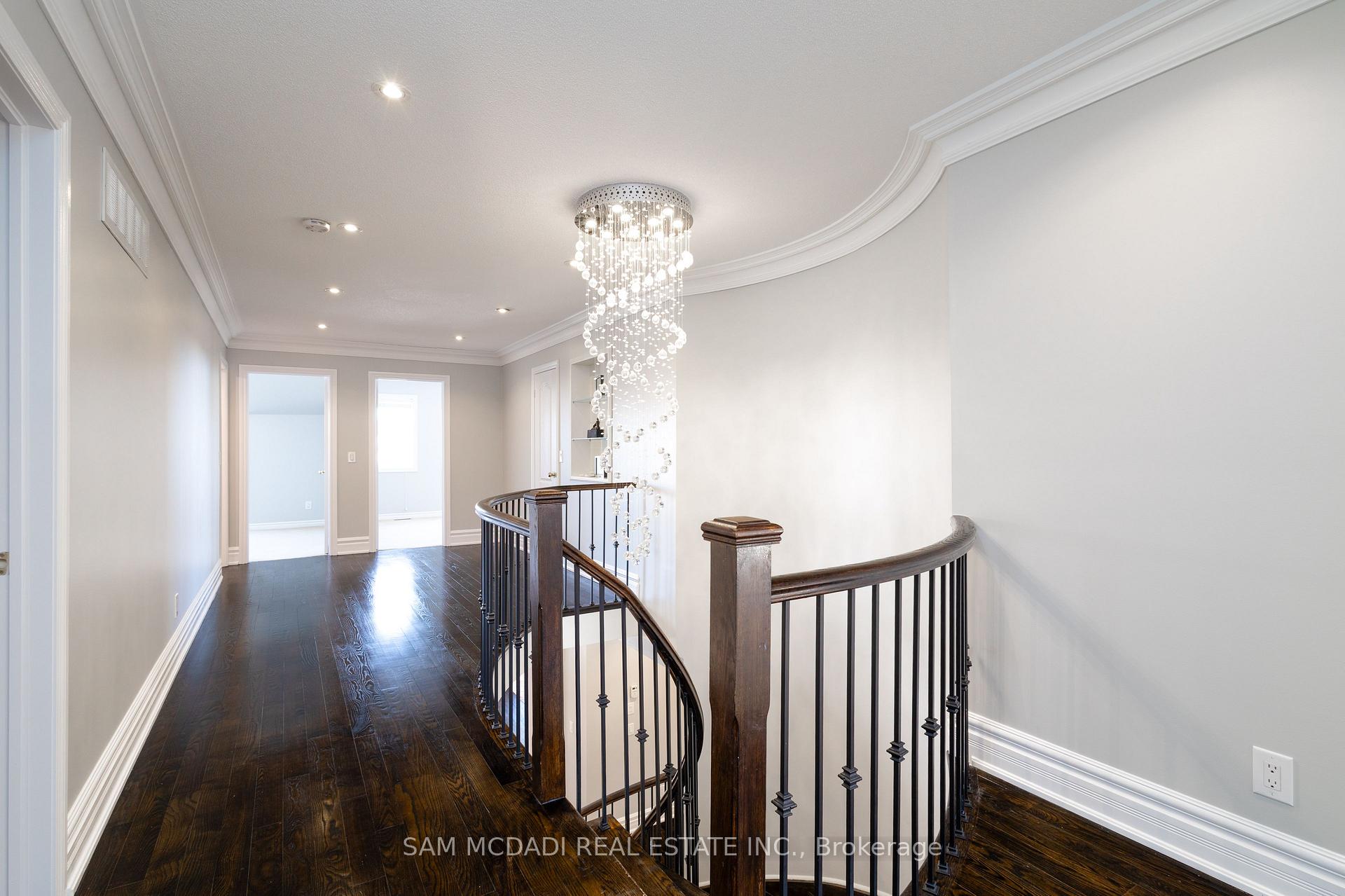 5572 Trailbank Drive