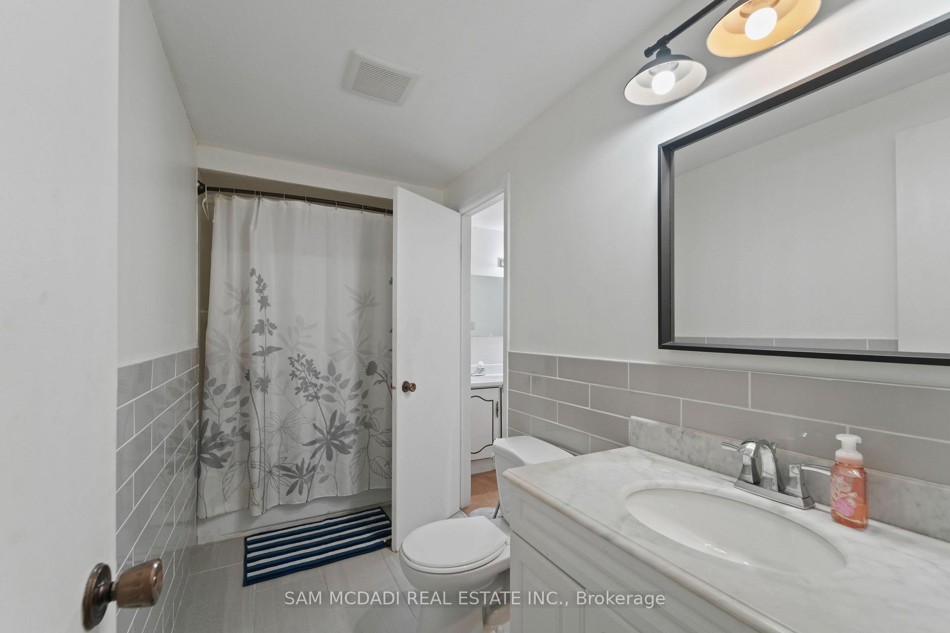 7262 Corrine Crescent