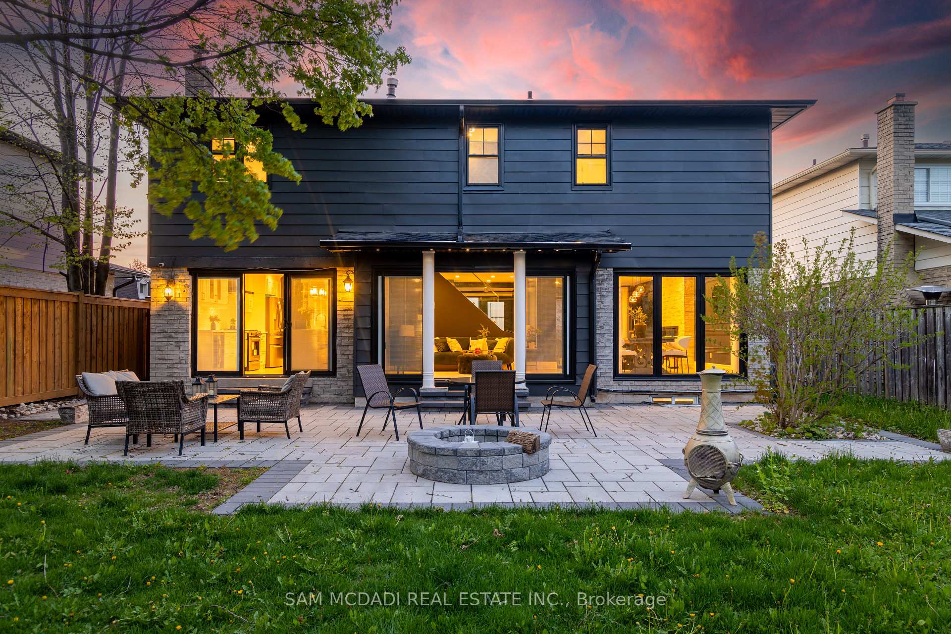 2284 Glastonbury Road