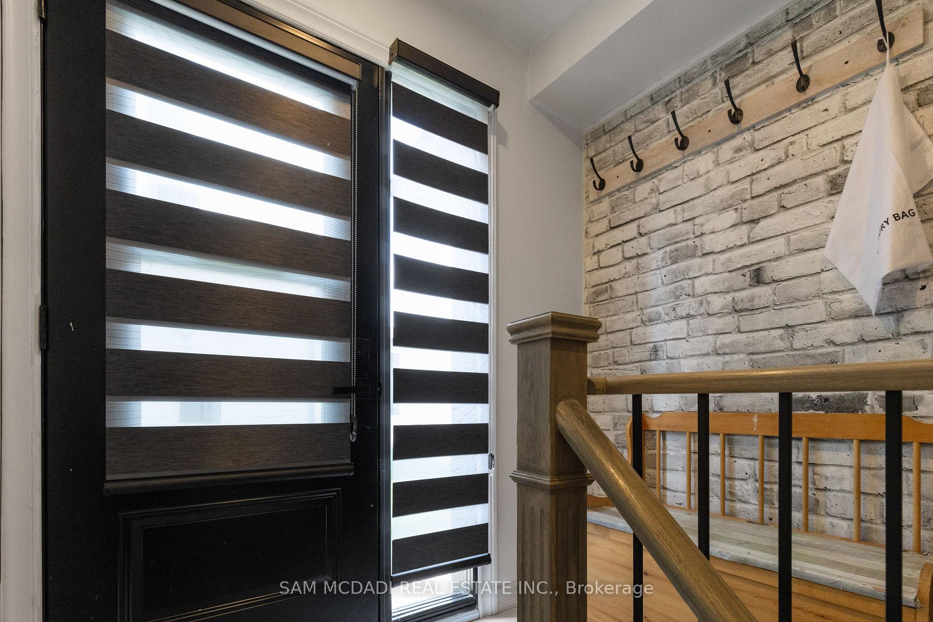 2284 Glastonbury Road