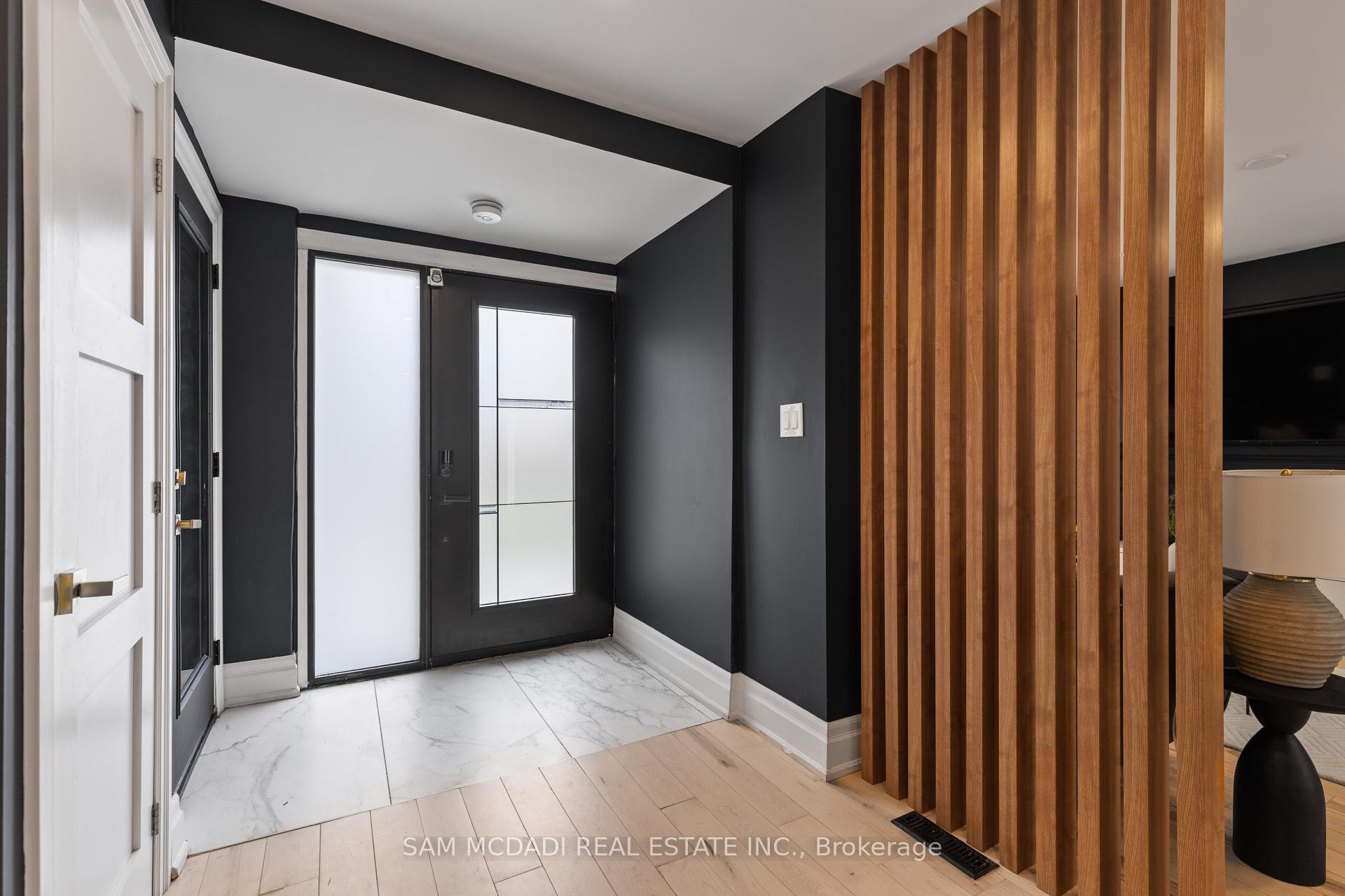 2284 Glastonbury Road