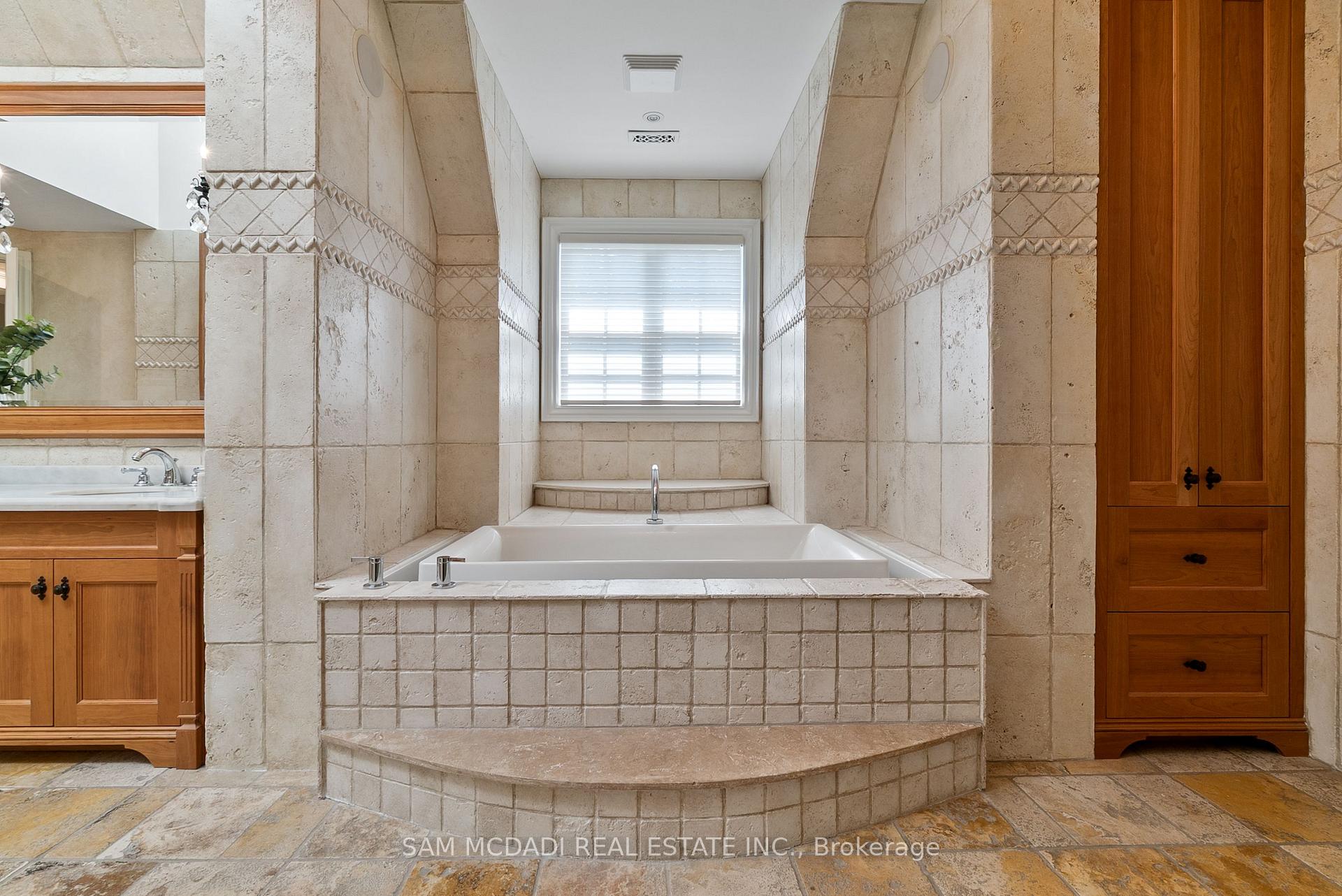 2025 Heartwood Court