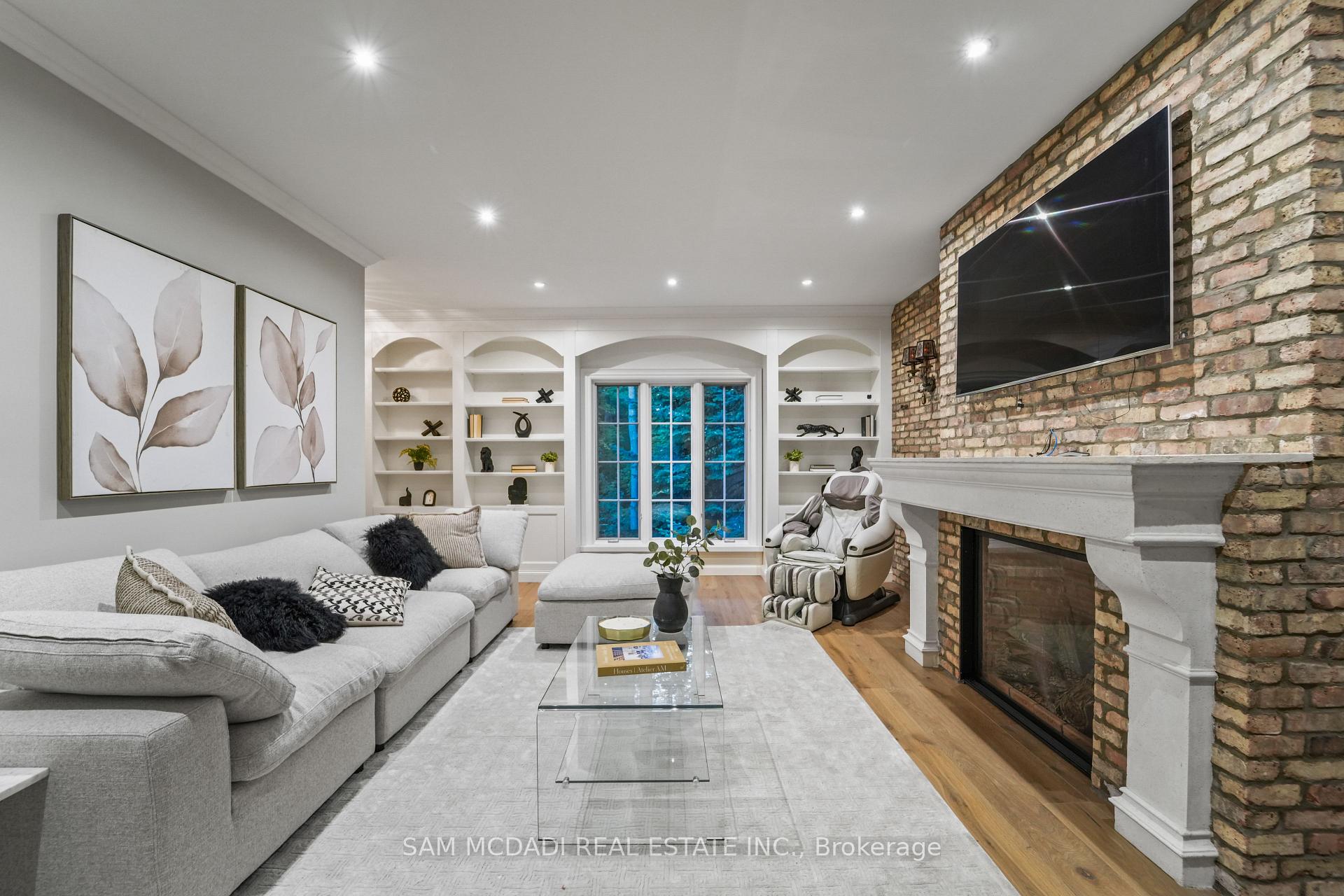 2025 Heartwood Court