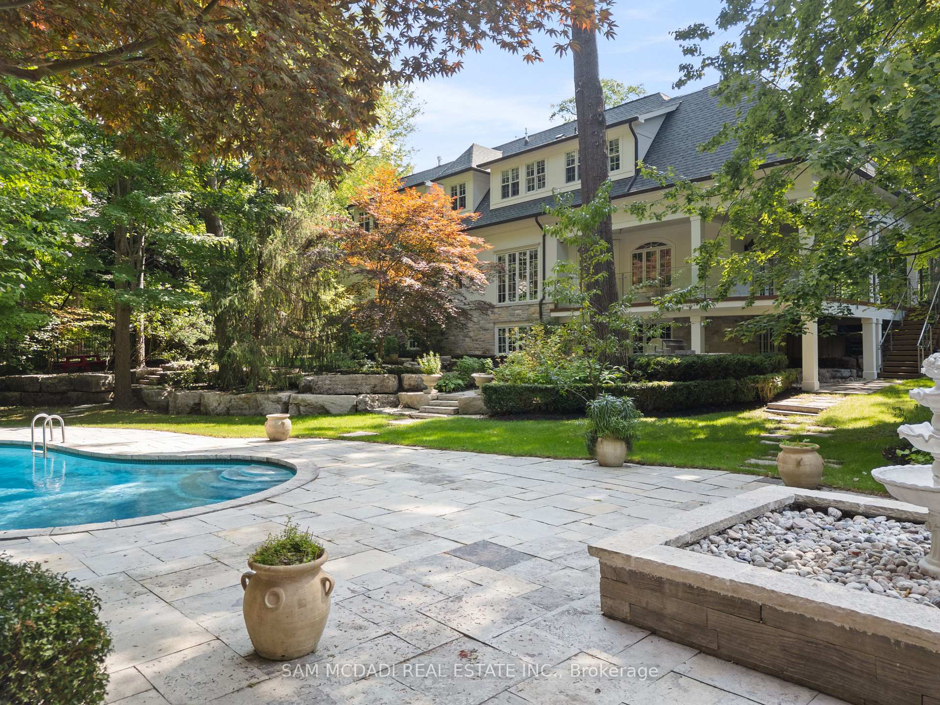 2025 Heartwood Court