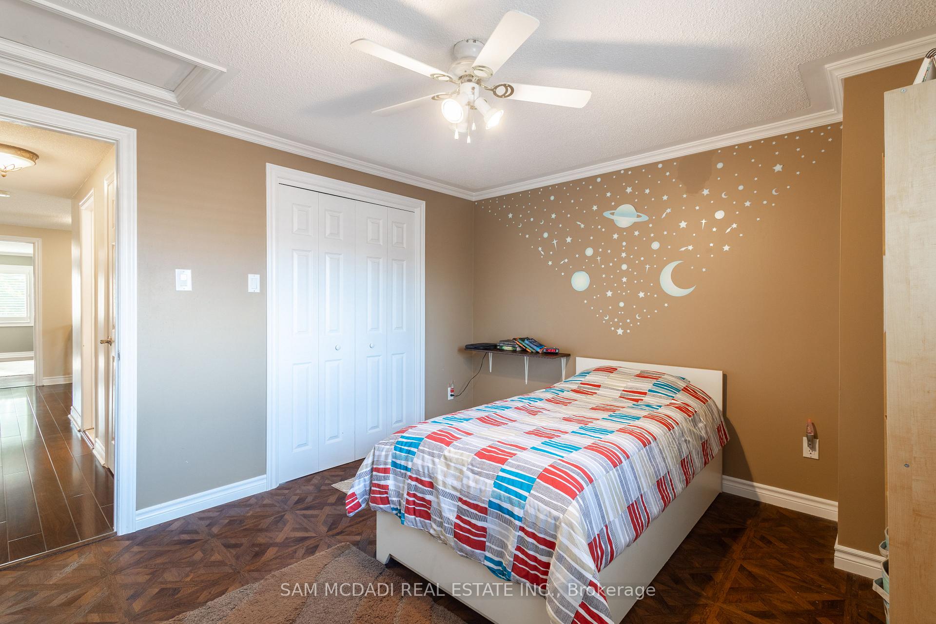 3183 Valcourt Crescent