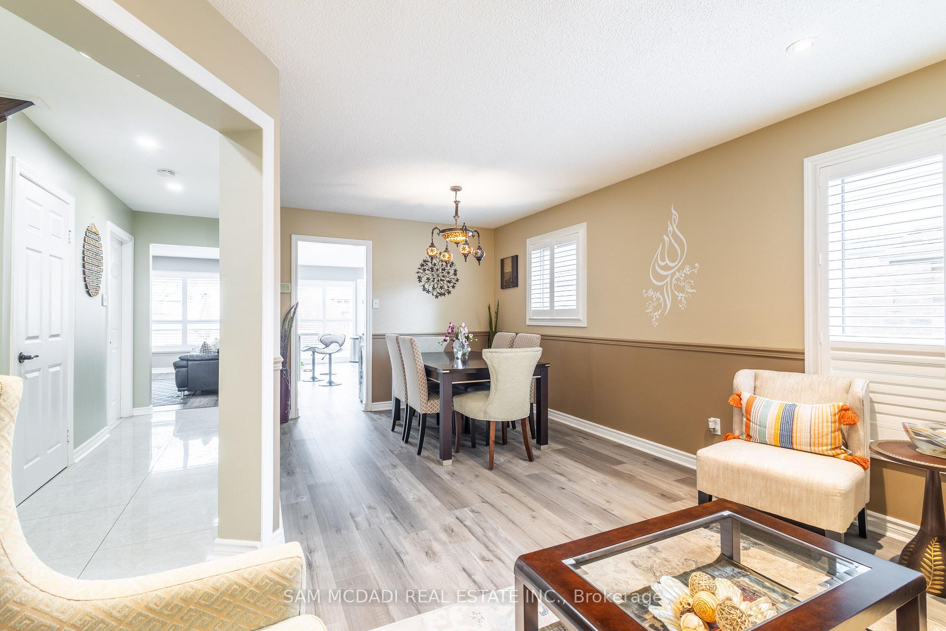 3183 Valcourt Crescent