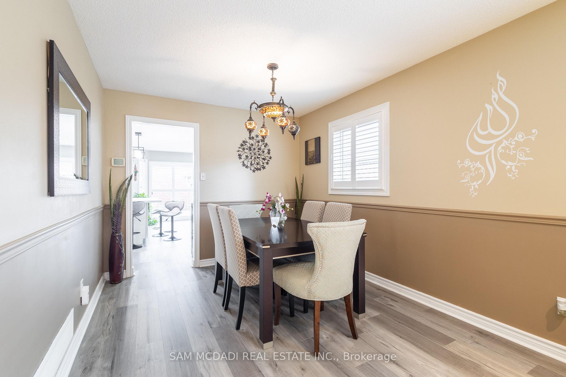 3183 Valcourt Crescent