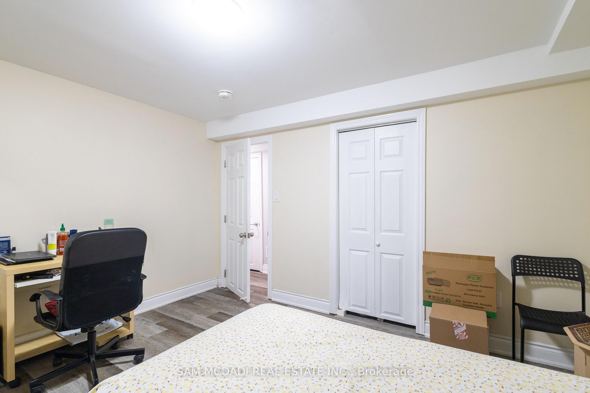 3183 Valcourt Crescent