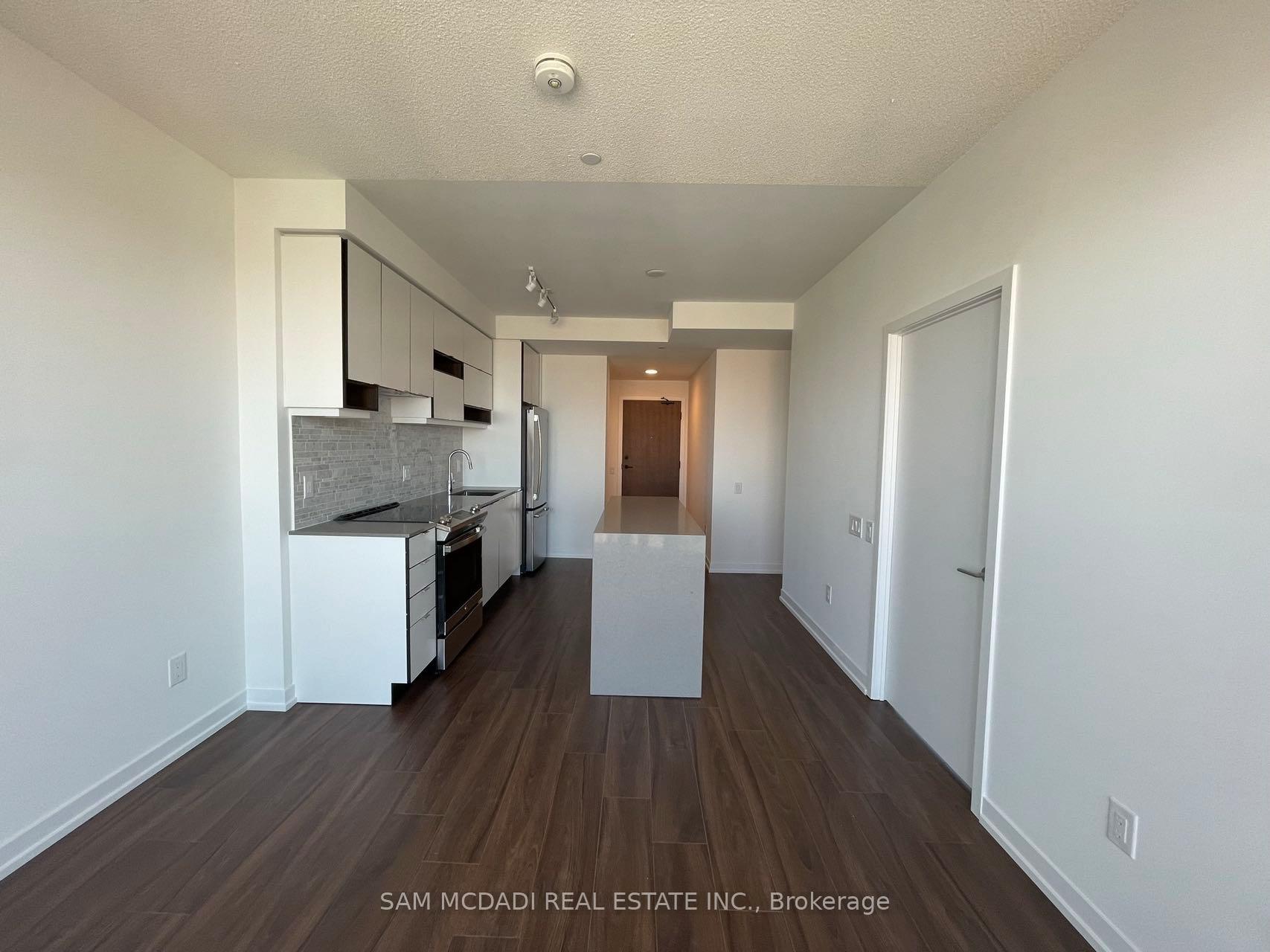 4065 Confederation Parkway 3305