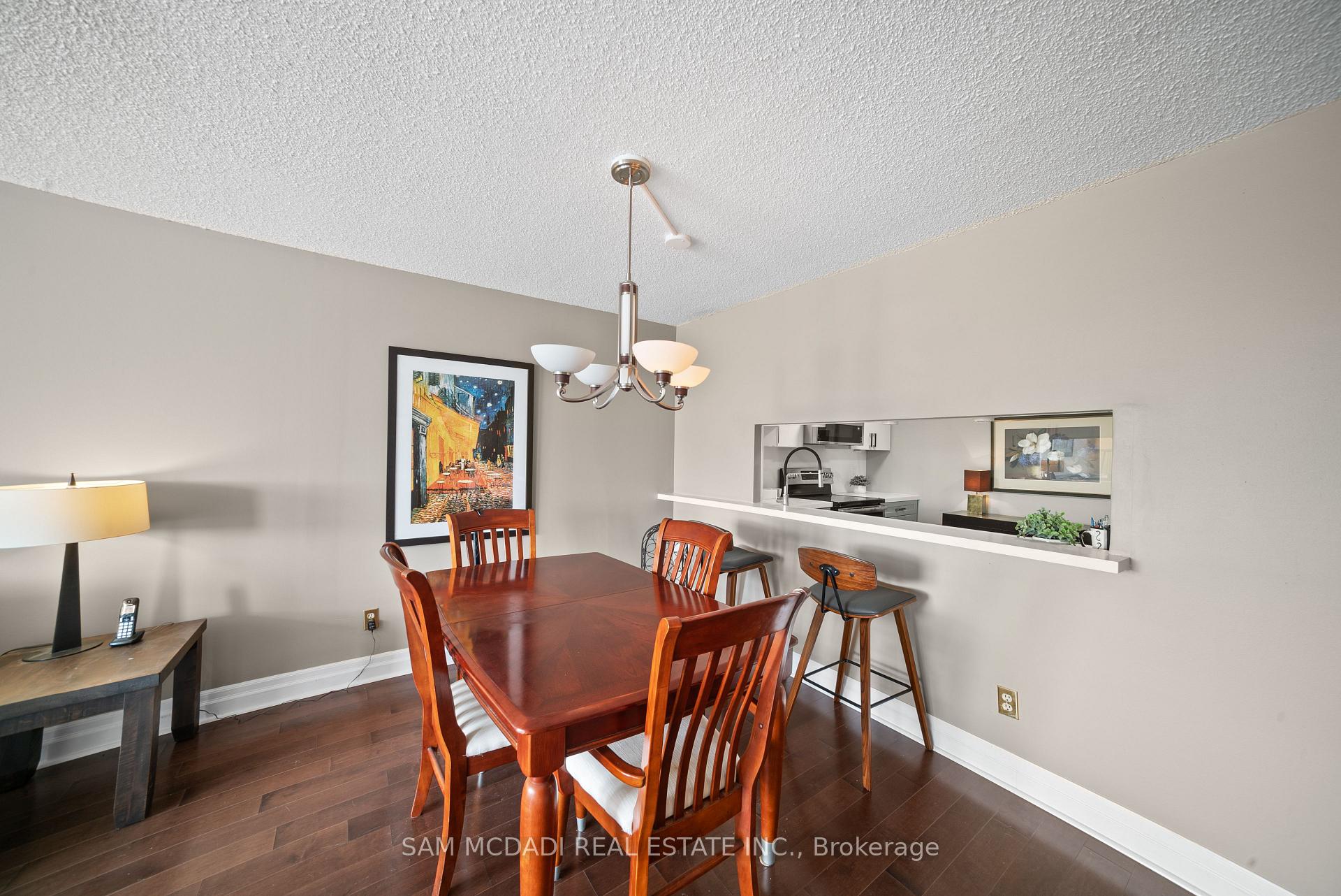 1485 Lakeshore Road E 1109