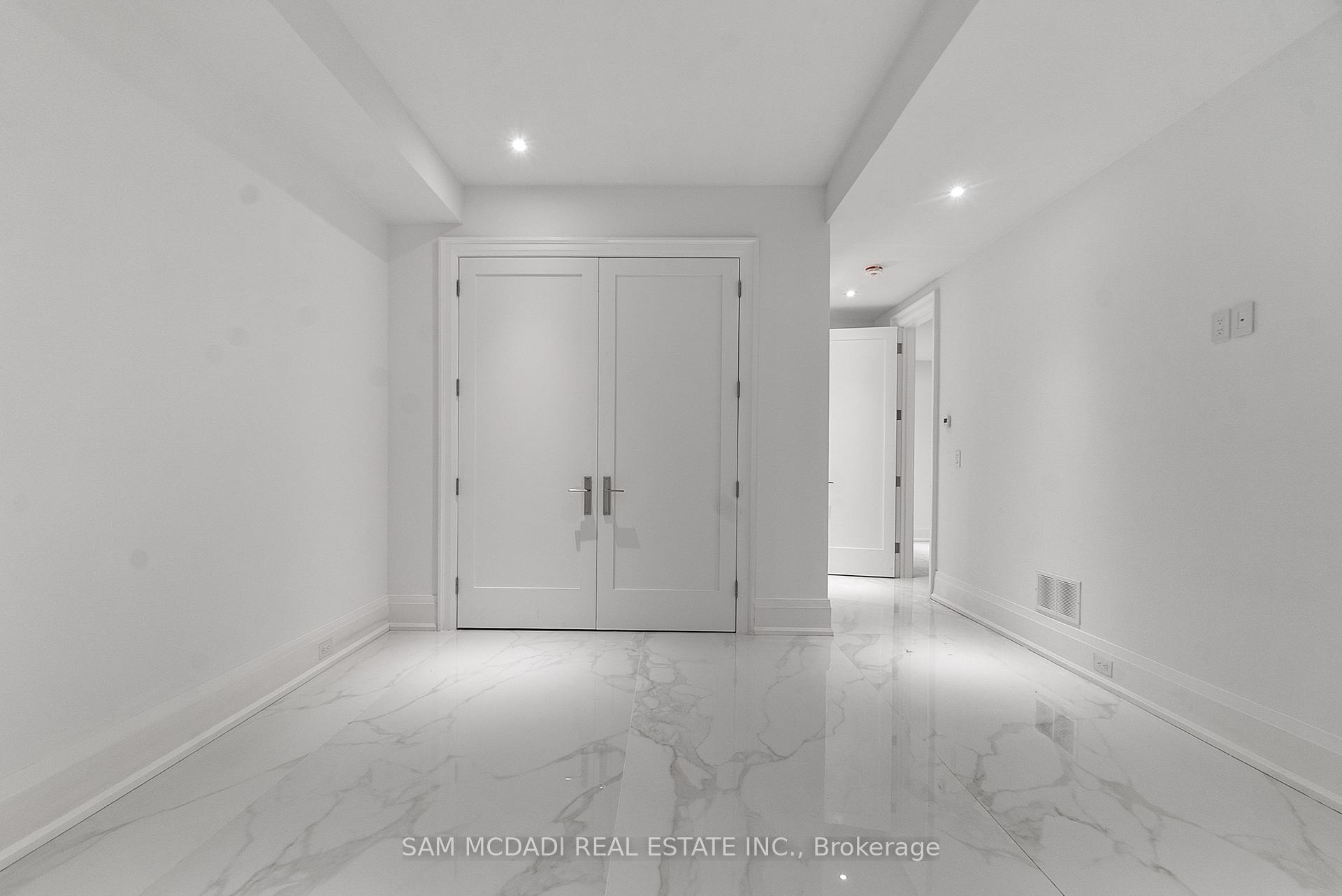 84 Pebbleridge Place