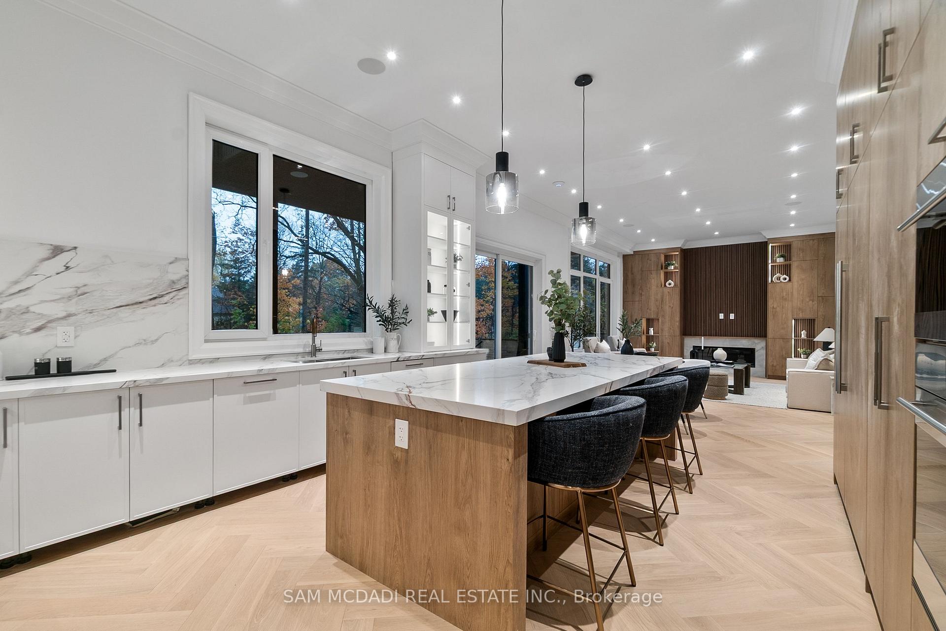 84 Pebbleridge Place