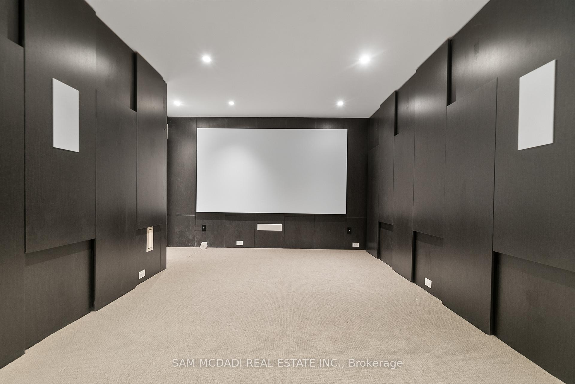 84 Pebbleridge Place