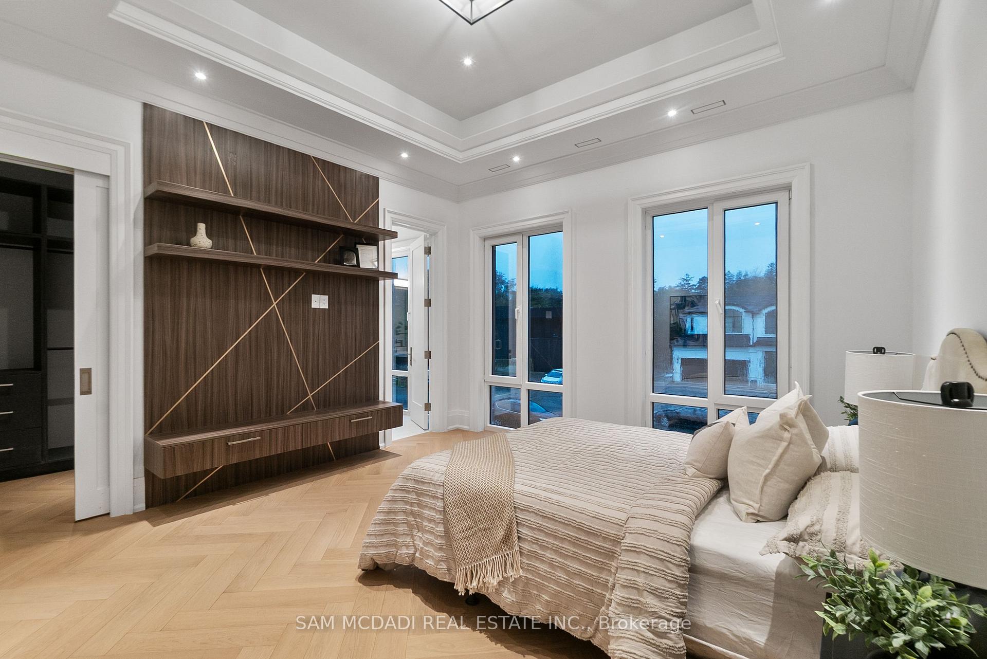 84 Pebbleridge Place