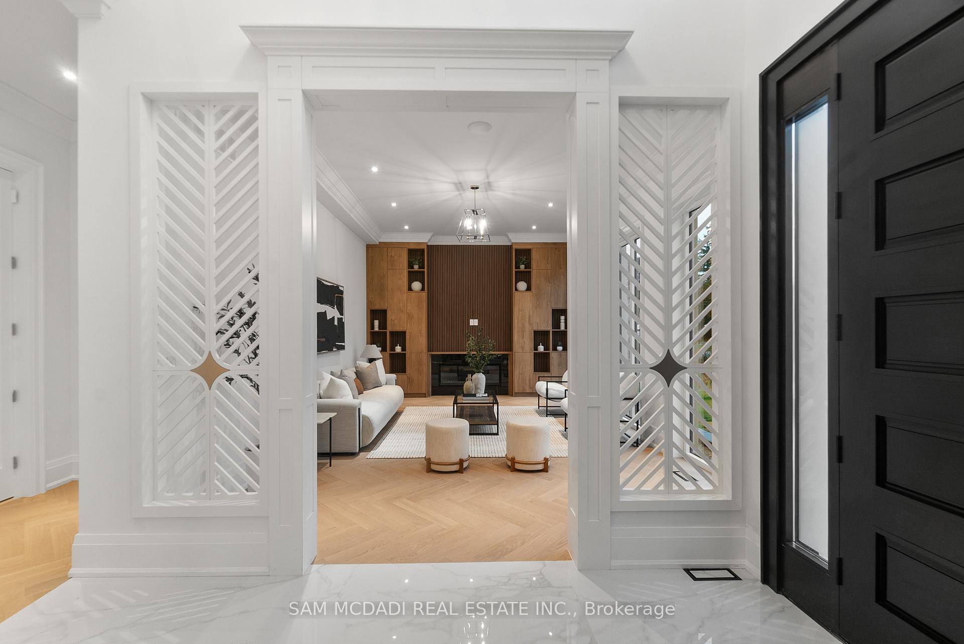 84 Pebbleridge Place